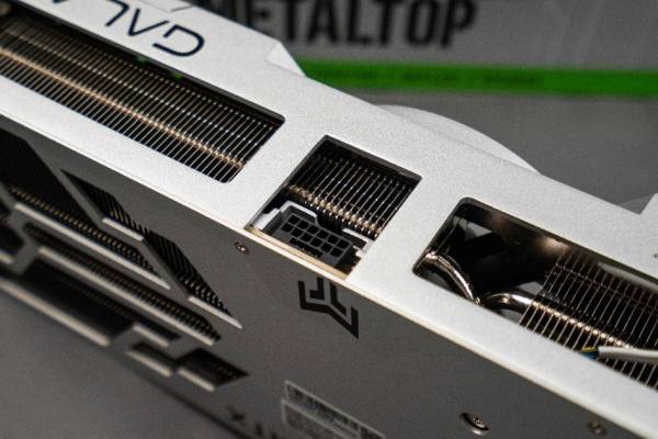 性能超凡入圣，影驰 GeForce RTX 4080 SUPER 金属大师评测 - 