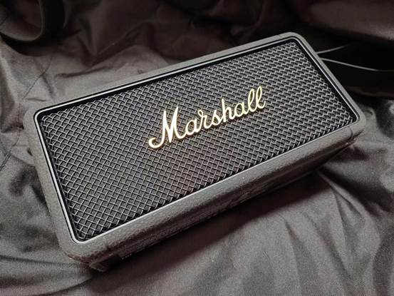 四扬声器加持 单体真立体声 Marshall Middleton音箱评测