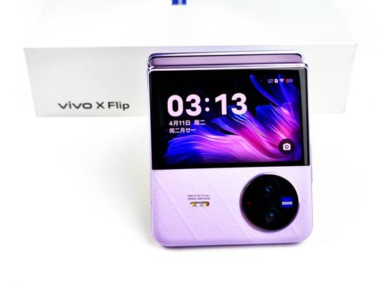 vivo X Flip评测：最好看且超好玩的时尚「小折叠」旗舰