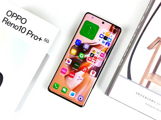 OPPO Reno10 Pro+评测：轻薄机身也有出色潜望式长焦表现