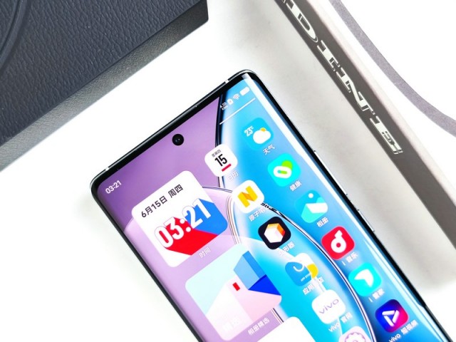 vivo X90s评测：蔡司三摄加持 诠释全新质感色彩