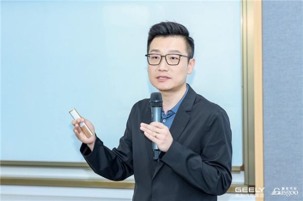 东软睿驰副总裁兼SDV事业部总监王宁：AI&车云一体融合架构下的智能汽车软件新生态 -