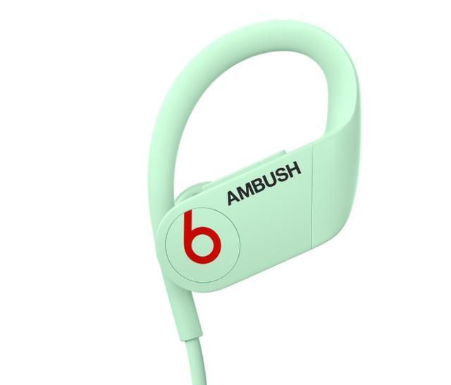 苹果上架AMBUSH 特别版 Powerbeats耳机,夜光配色设计