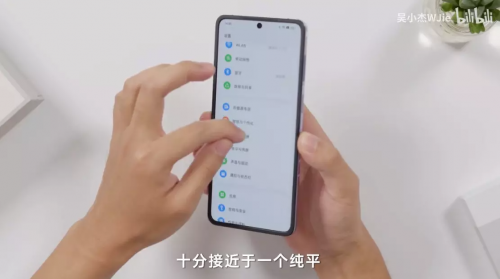 OPPO Find N2 Flip值得买吗？数码博主实测表现看看怎么样 - 