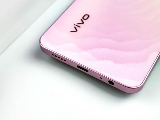 vivo Y100i评测：最划算的12GB+512GB大运存大存储手机