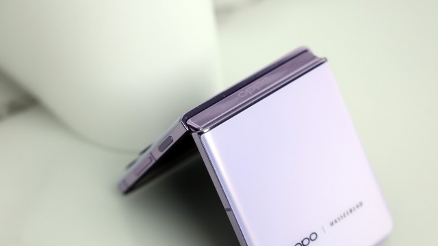 OPPO Find N2 Flip获评TechWeb 2022鹤立奖 “年度引领创新奖”