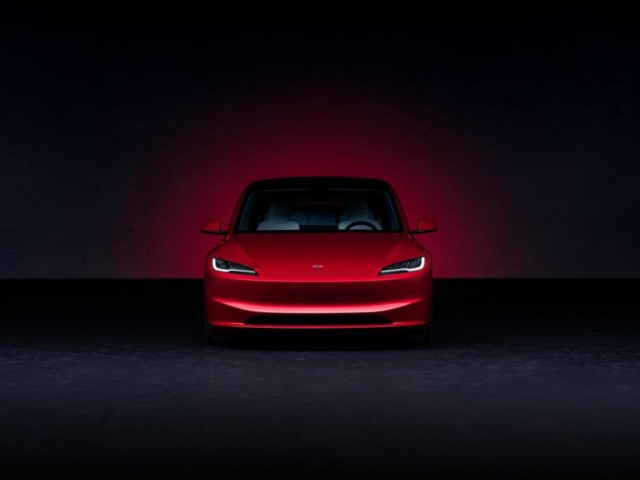 特斯拉Model 3 焕新版25.99万元开启预售：设计、座舱、智能全面焕新！